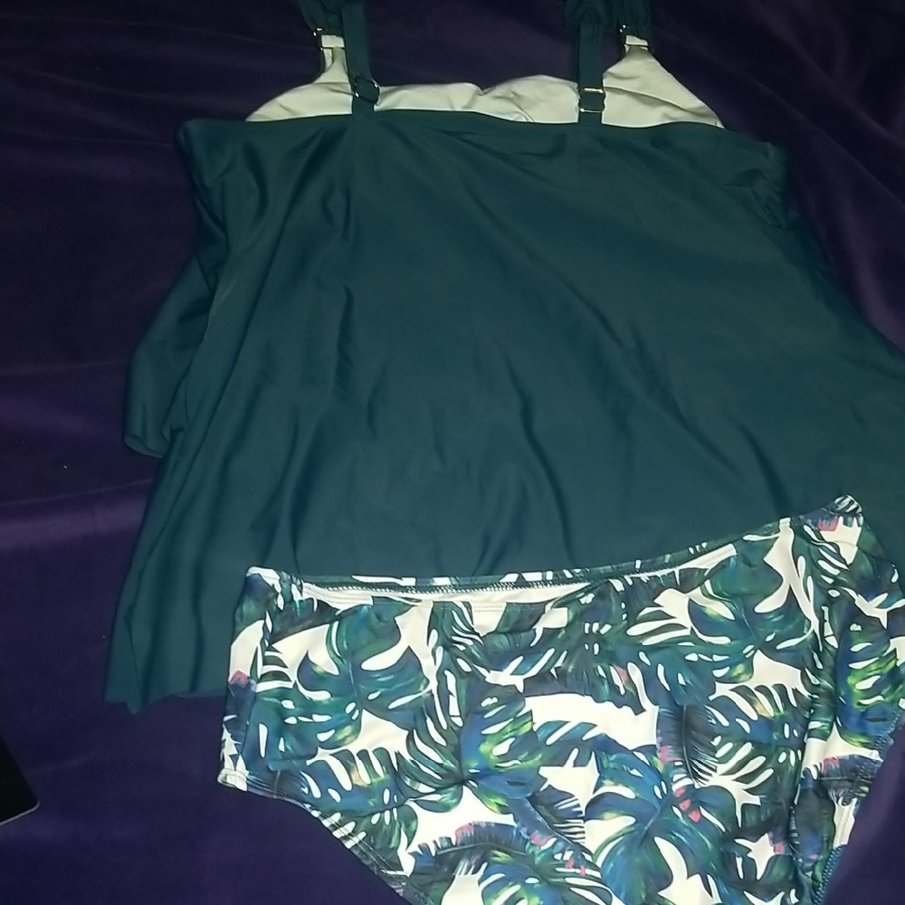 Suuksess Tropical Leaf Tankini Swimsuit Set - Picture 7 of 10